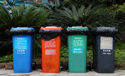 實(shí)行分類數(shù)十年，廈門居民仍對分類垃圾桶“分不清”？