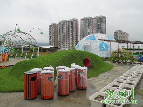 欣方圳鋼木垃圾桶，園林景區(qū)環(huán)境提升的好助手