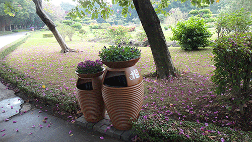  汕頭玻璃鋼花盆垃圾桶，點(diǎn)綴公園好環(huán)境。